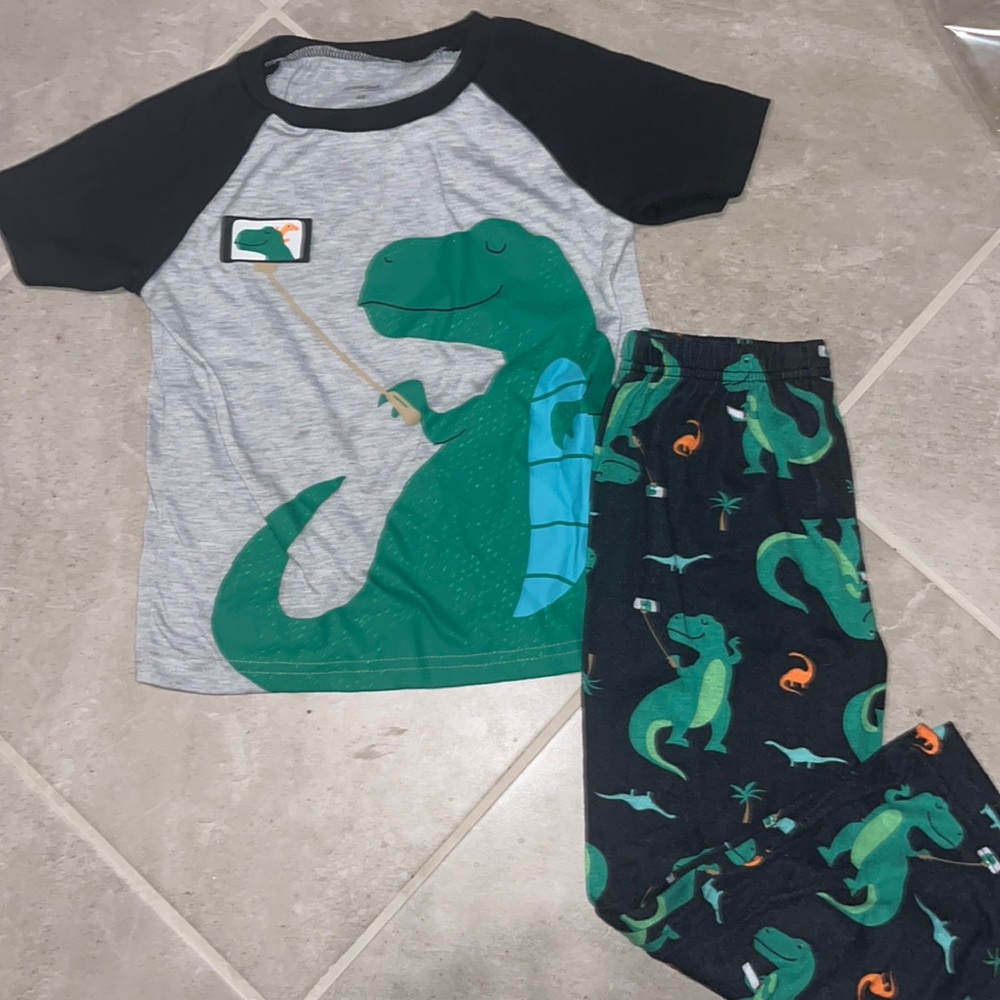 5T boys dinosaur pajamas